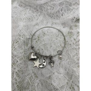 “Z” Heart & Charms Silver Tone Spring Bracelet